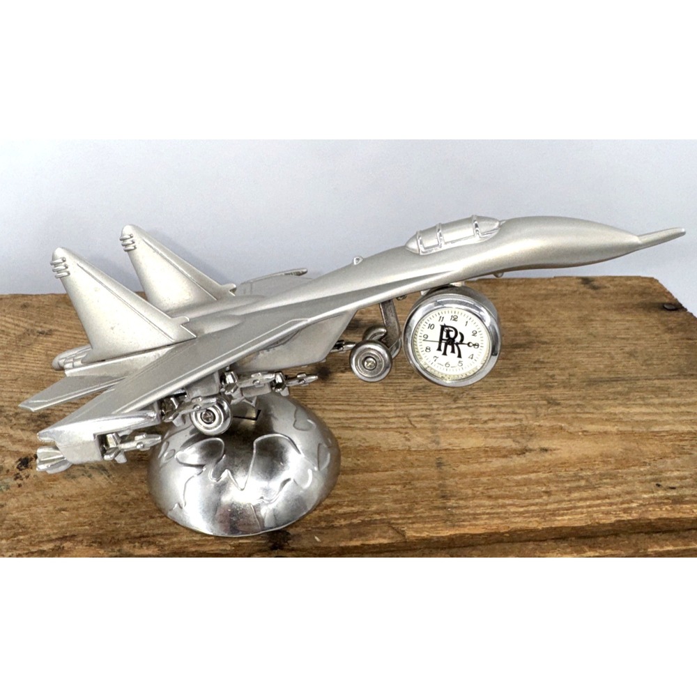 Metal Fighter Jet Quartz Desk Clock Twin Tail Military Aircraft F-15 MIG29 Style